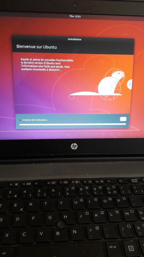 photo de l'installation d'Ubuntu 18.04 en train de charger