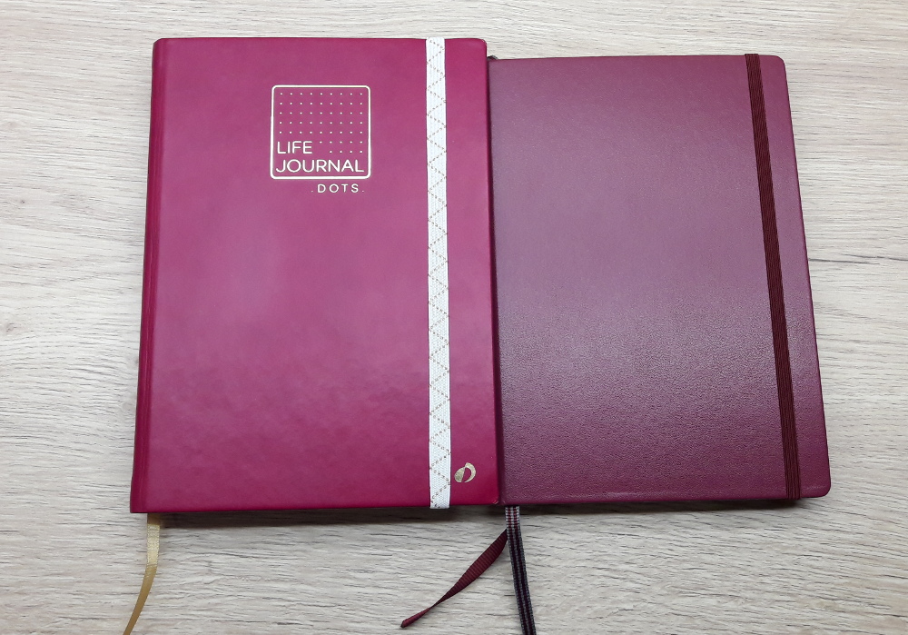 photo : comparaison entre Quo Vadis Life Journal (à gauche) et Leuchtturm 1917 (à droite)