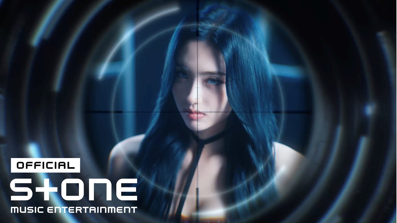 video thumbnail of Slay by Everglow